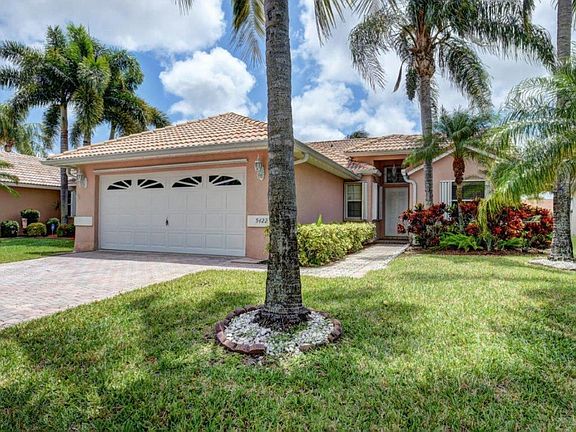 2nd image of 5422 Grande Palm Cir