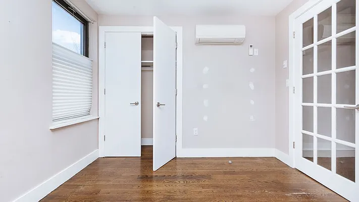 Rented by Nooklyn NYC LLC | media 37