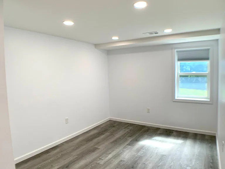 7 Lancaster Dr #1 — Photo 6