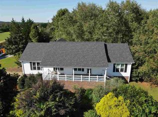 750 Wilkins Rd, Campobello, SC 29322