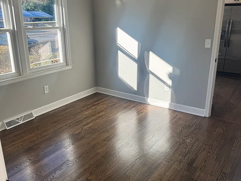 209 Brook St — Photo 22