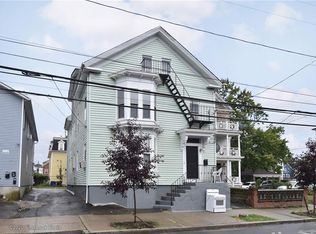 402 Potters Ave, Providence, RI 02907