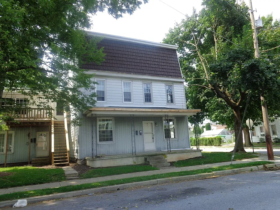 101 Umberto Ave