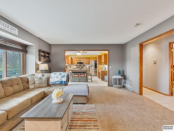 5th image of 3819 Buccaneer Blvd