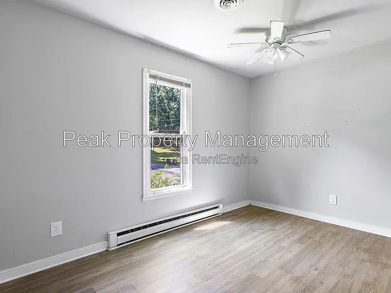 3801 Grizzard Dr — Photo 9