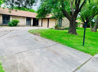6610 Shady Lake Dr, San Antonio, TX 78244