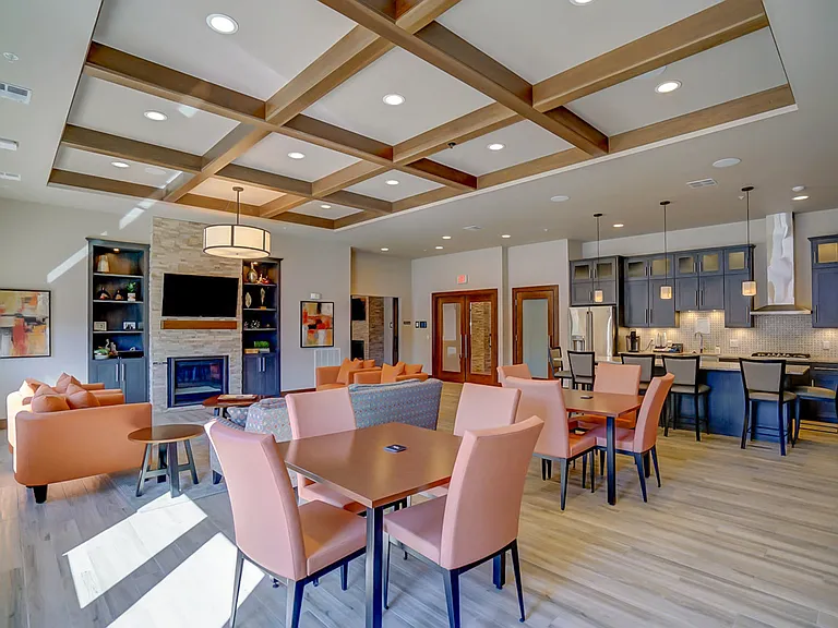 Market West Apartments — Photo 7