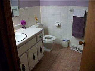 3rd image of 4546 SE 27th St