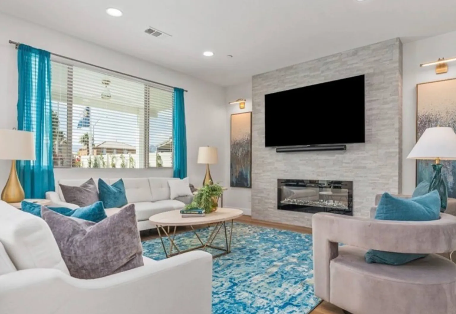 6 bed, 2404 sqft, $8,000 — Photo 1