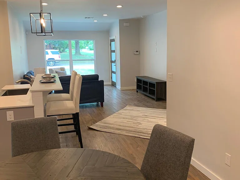 LARGE DINING/KITCHEN/LIVING AREAS