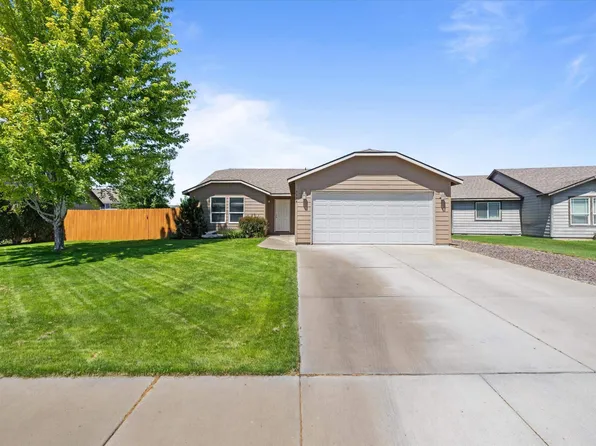 5325 Johnson Dr, Pasco, WA 99301