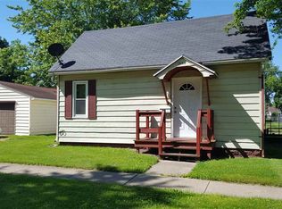 1002 Tyler St, Walkerton, IN 46574