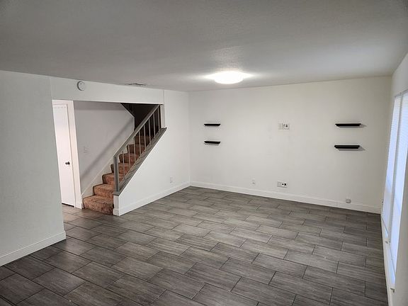 3rd image of 117 Touchstone Pl