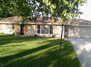 972 Ulao Rd, Grafton, WI 53024