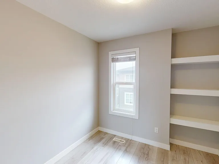 410 Cornerstone Mnr NE — Photo 14