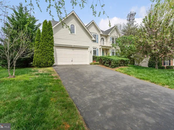 10236 Inchberry Ct, Bristow, VA 20136