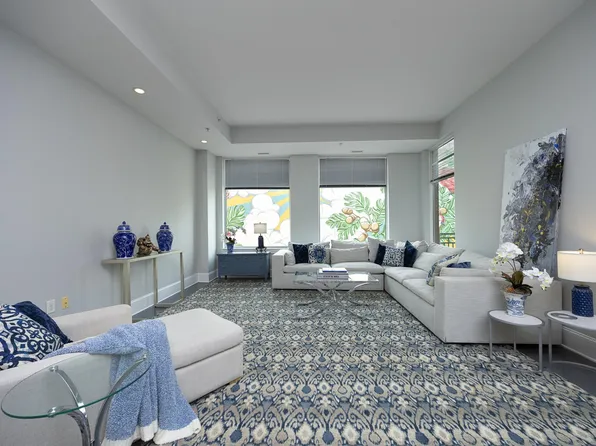 400 W North St APT 620, Raleigh, NC 27603