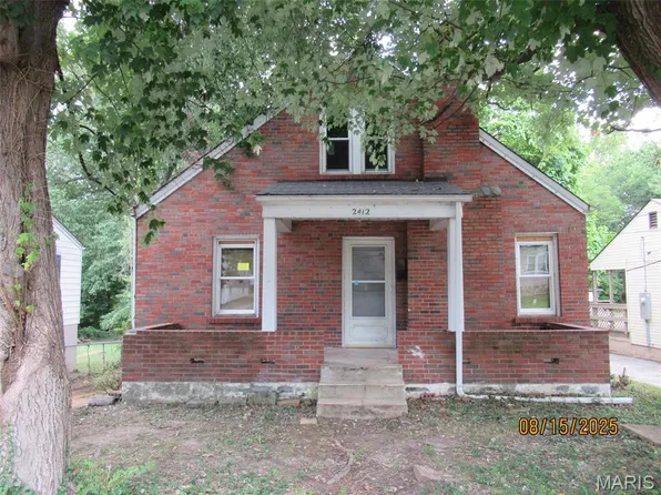 2412 Wallis Ave, Saint Louis, MO 63114
