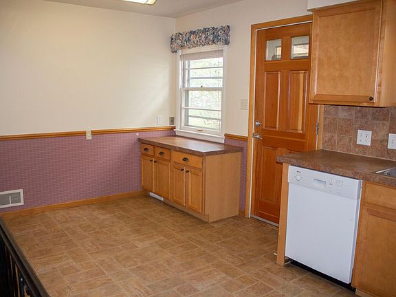Breakfast Nook in Kitchen