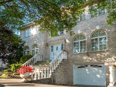 235 Hecker St, Staten Island, NY, 10307