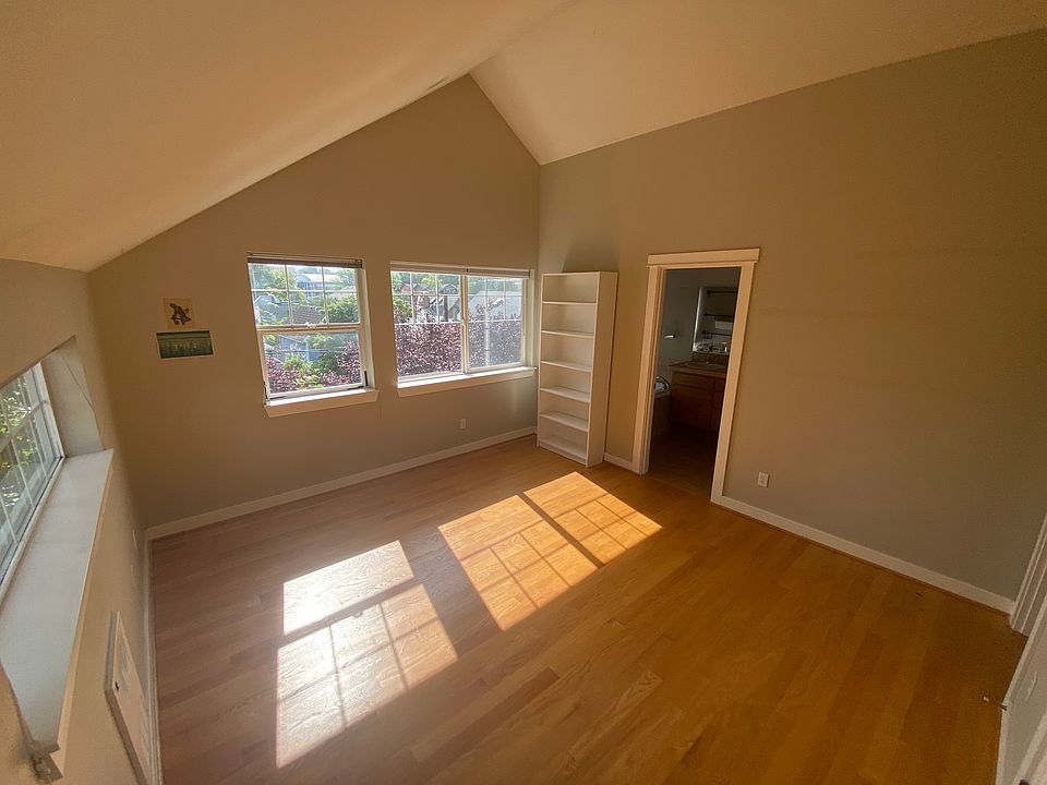 1st image of 515 21st Ave