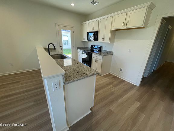 2nd image of 202 Hardwicke Ct