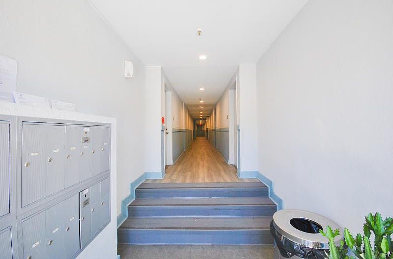 2nd image of 1226 Drexel Ave