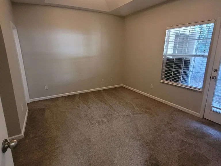 1672 Corey Wood Cir — Photo 5