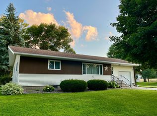 970 North St, Wabasso, MN 56293