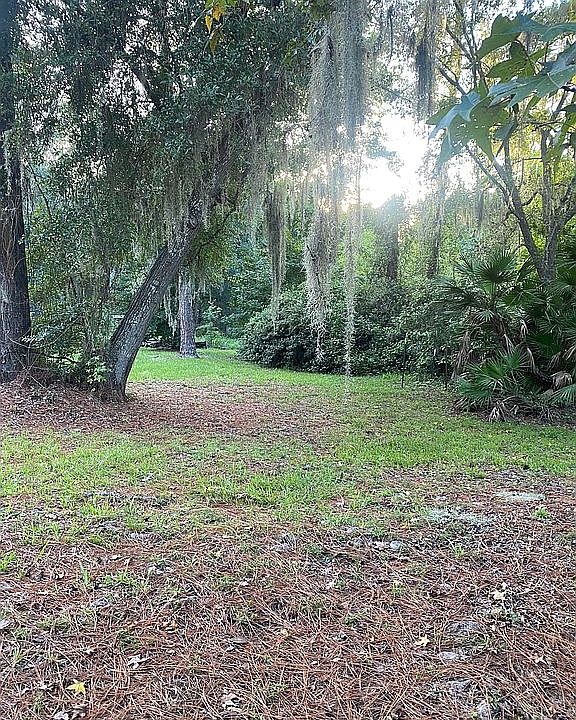2nd image of 1931 River Oaks Dr