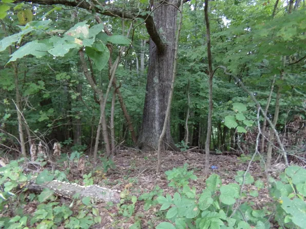 Doe Valley Pkwy E #202, Brandenburg, KY 40108