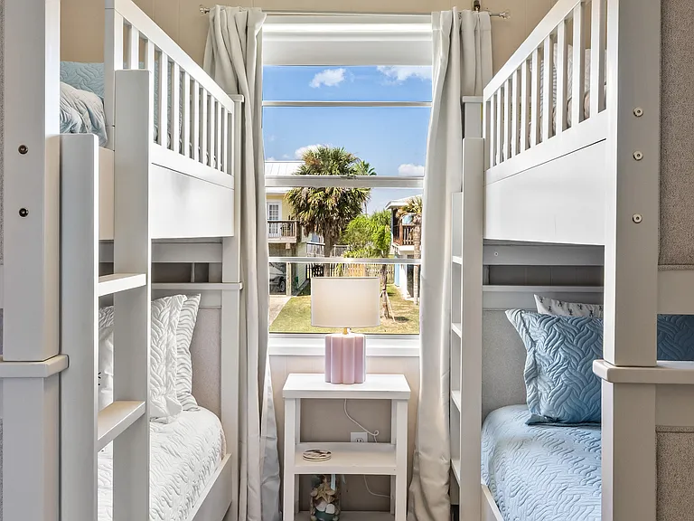 13735 Pirates Beach Blvd — Photo 18