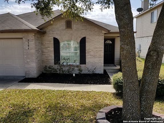 2nd image of 3906 Wisteria Way
