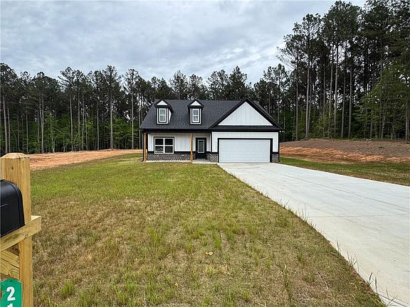 2nd image of 2113 N Hicks Rd