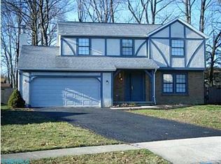 215 Maple Ave, Pickerington, OH 43147
