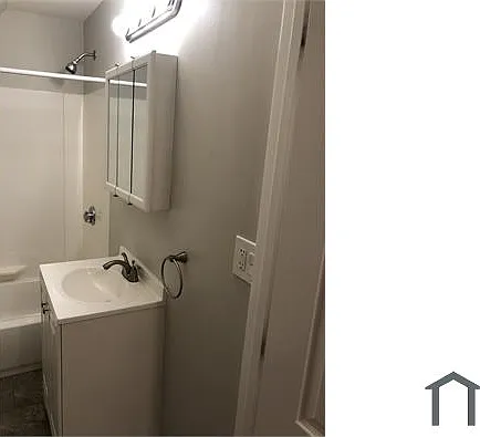 28 Harwood St #3 — Photo 7