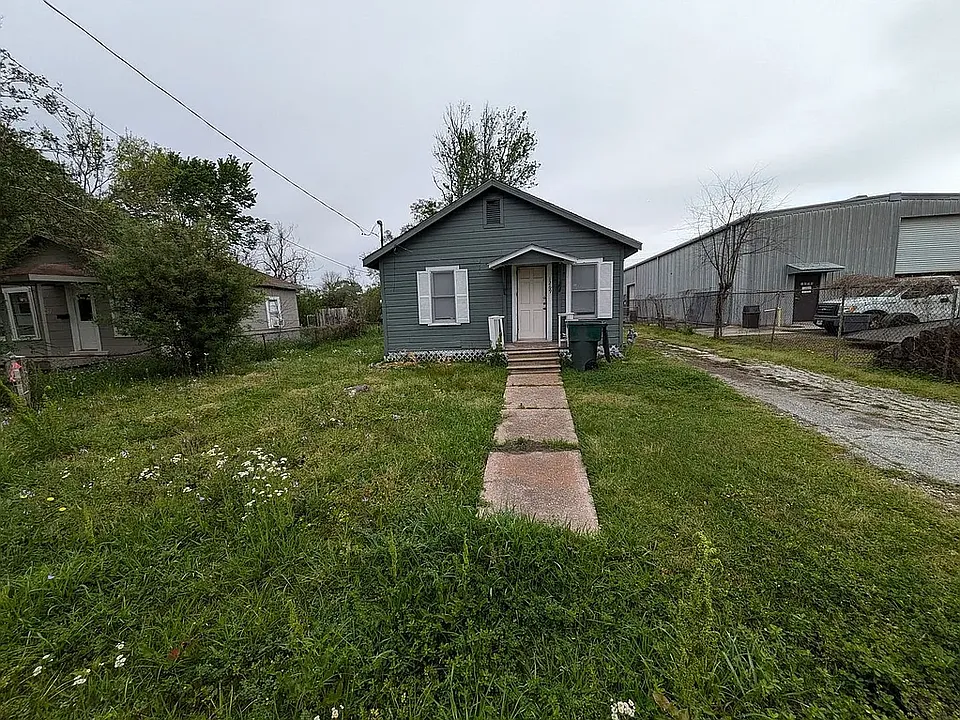 1269 Oregon Ave