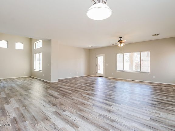 3rd image of 261 W KONA Drive