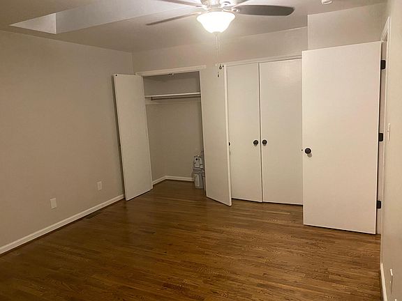 4th image of 2031 E Main St