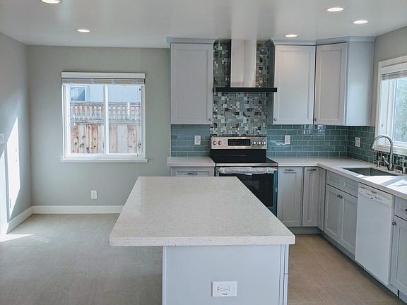 5th image of 778 Prestwick Ct
