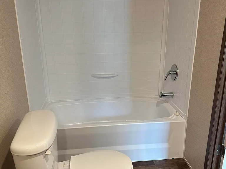113 Orton Ln — Photo 11