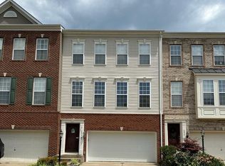 6893 Boothe Ln, Haymarket, VA 20169