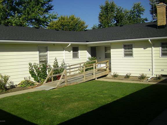 4th image of 657 Blue Ash Dr SE