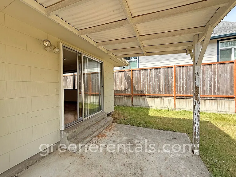 1616 10th Ave SW — Photo 24
