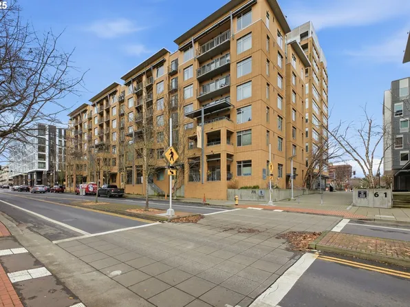 701 Columbia St APT 103, Vancouver, WA 98660