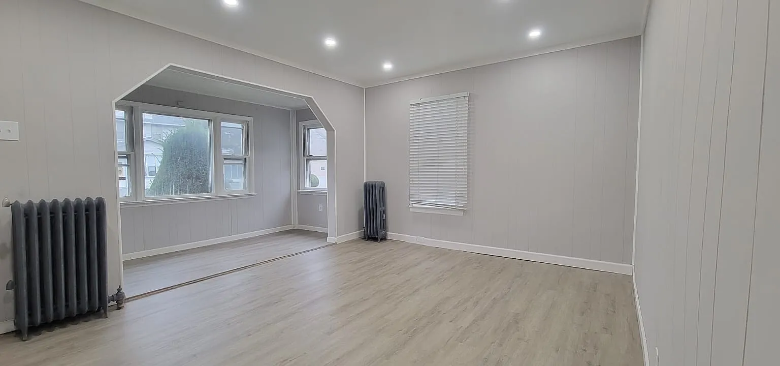 6 bed, 3.5 bath, 1635 sqft, $4,200 — Photo 4