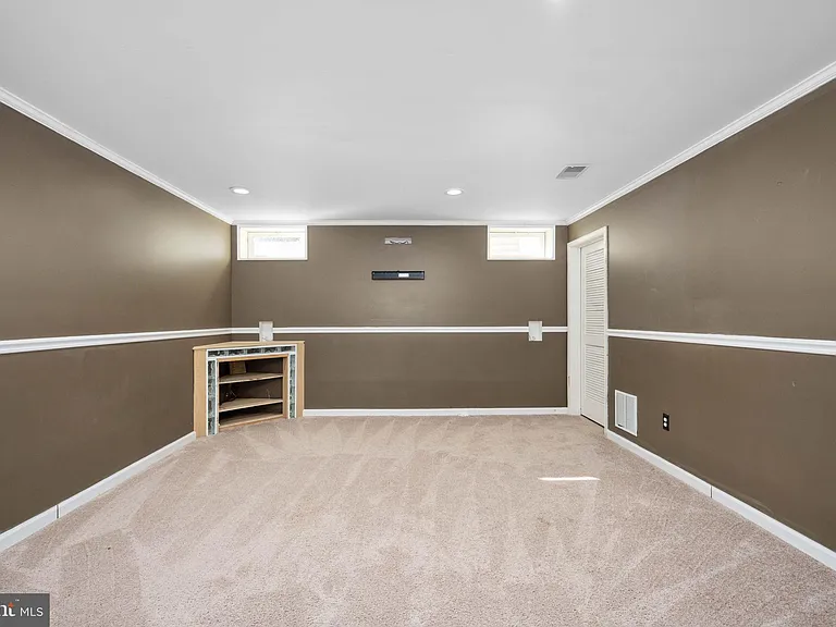 9320 Birch Cliff Dr — Photo 55