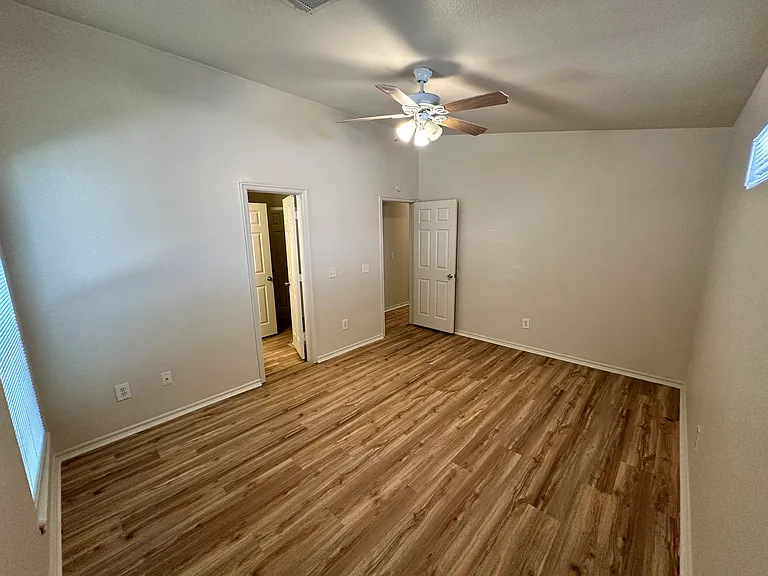 3201 Conestoga Dr #B — Photo 19