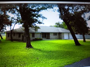 109 Timberwood Rd E, Kerrville, TX 78028