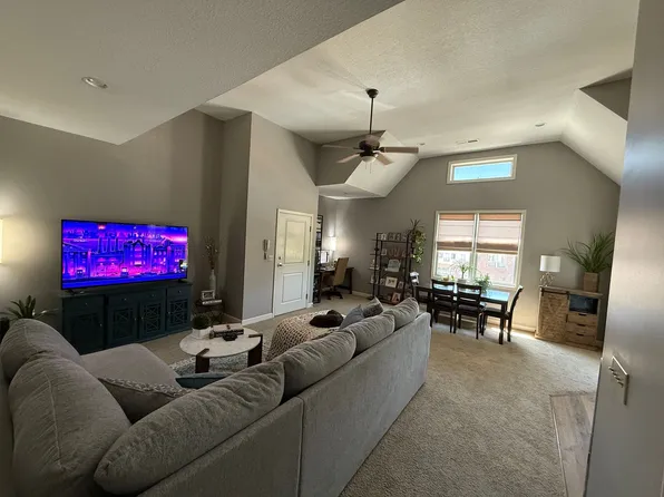 2100 Cherry Hill Dr.